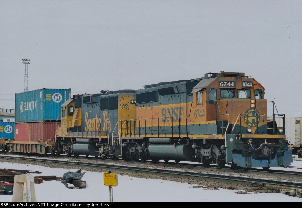 BNSF 6744 East